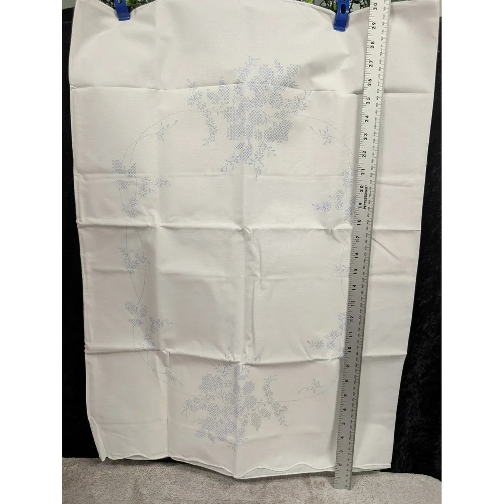 Vtg‎ Wild Rose Tobin? Floral DIY Embroidery Pillowcase Set Scalloped Edge White